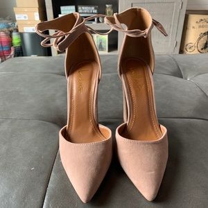 Lulu’s Tie Ankle High Heels
